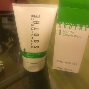 Rodan and Fields Soothe Gentle cream wash
